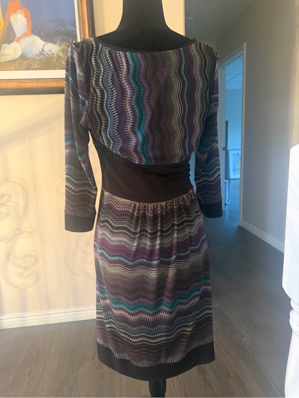 Sandra Darren Plum and Teal Wave-Pattern Midi Dress - Picture 2 of 5